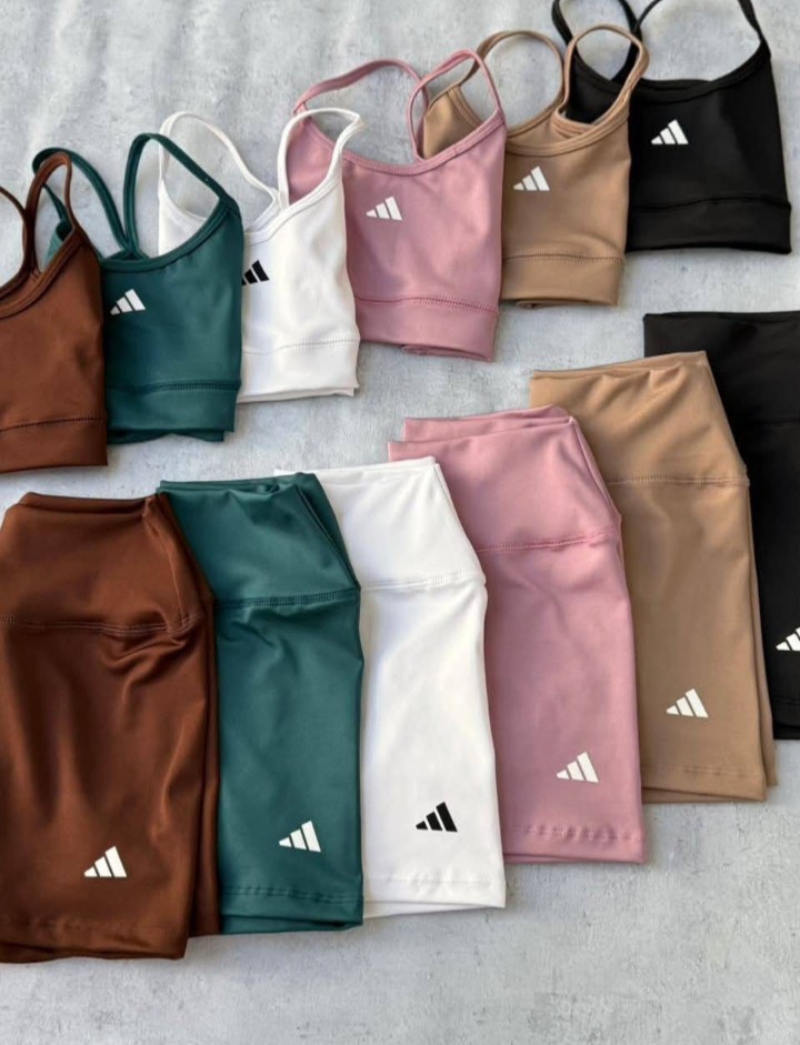 Top y Short de Lycra Deportiva - Imagen 2