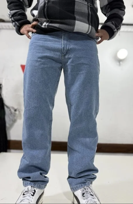 Jeans Clasico Recto Color Celeste Tela Rigida