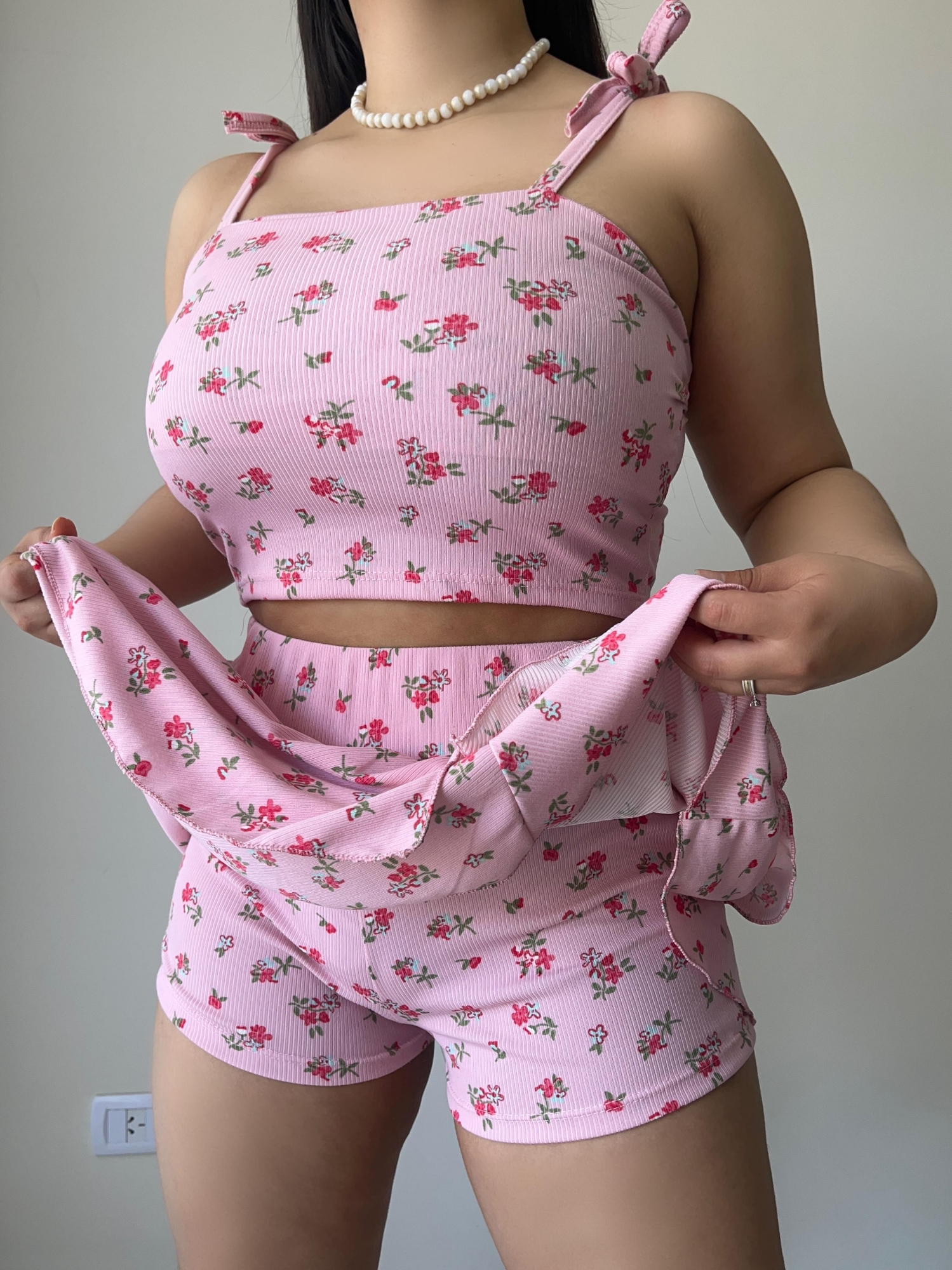 Conjunto 3 Piezas ,top,falda,shorts - Imagen 3