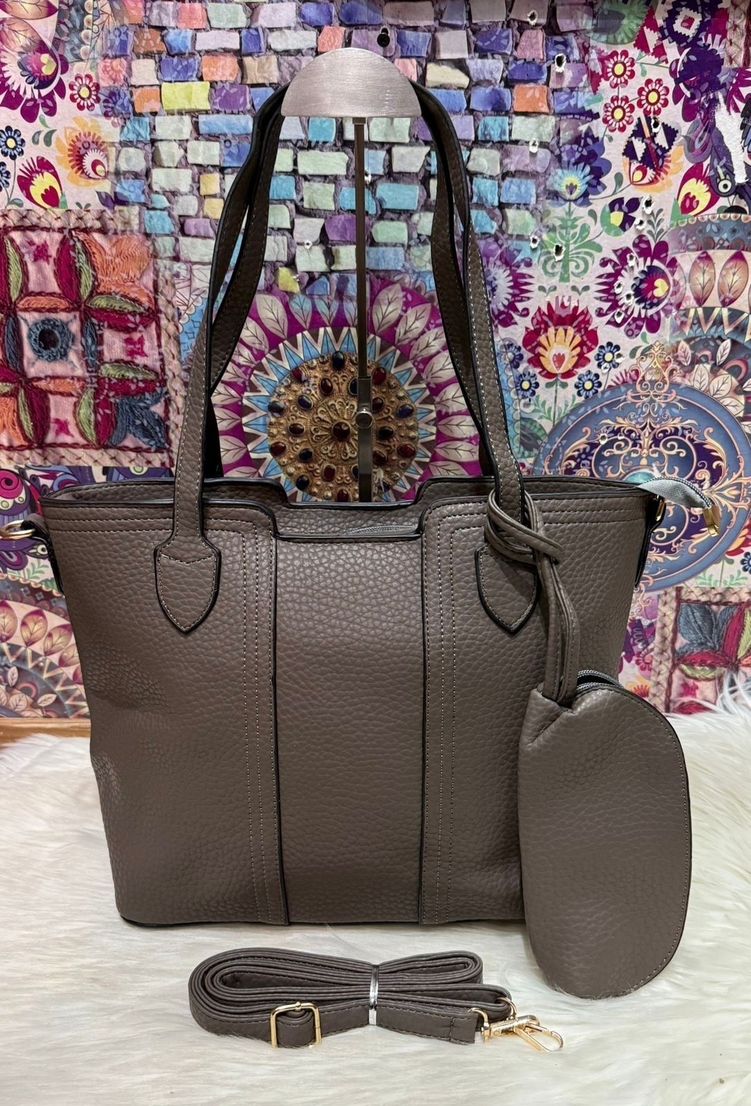 Ingreso
cartera Grande de Cuero Pu, Incluye un Estuche Excelente Calidad - Imagen 1