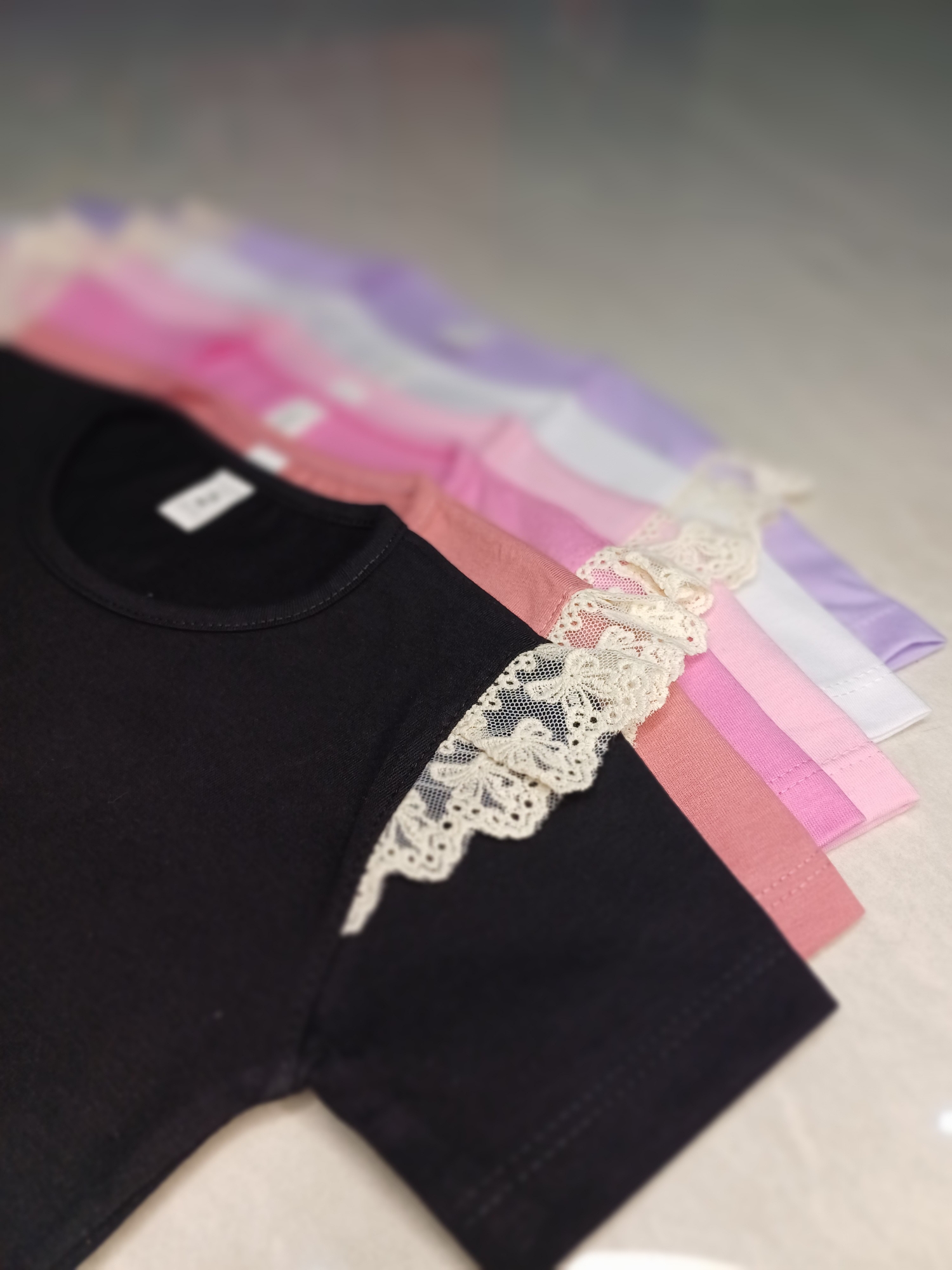 Remera con Puntilla - Imagen 2