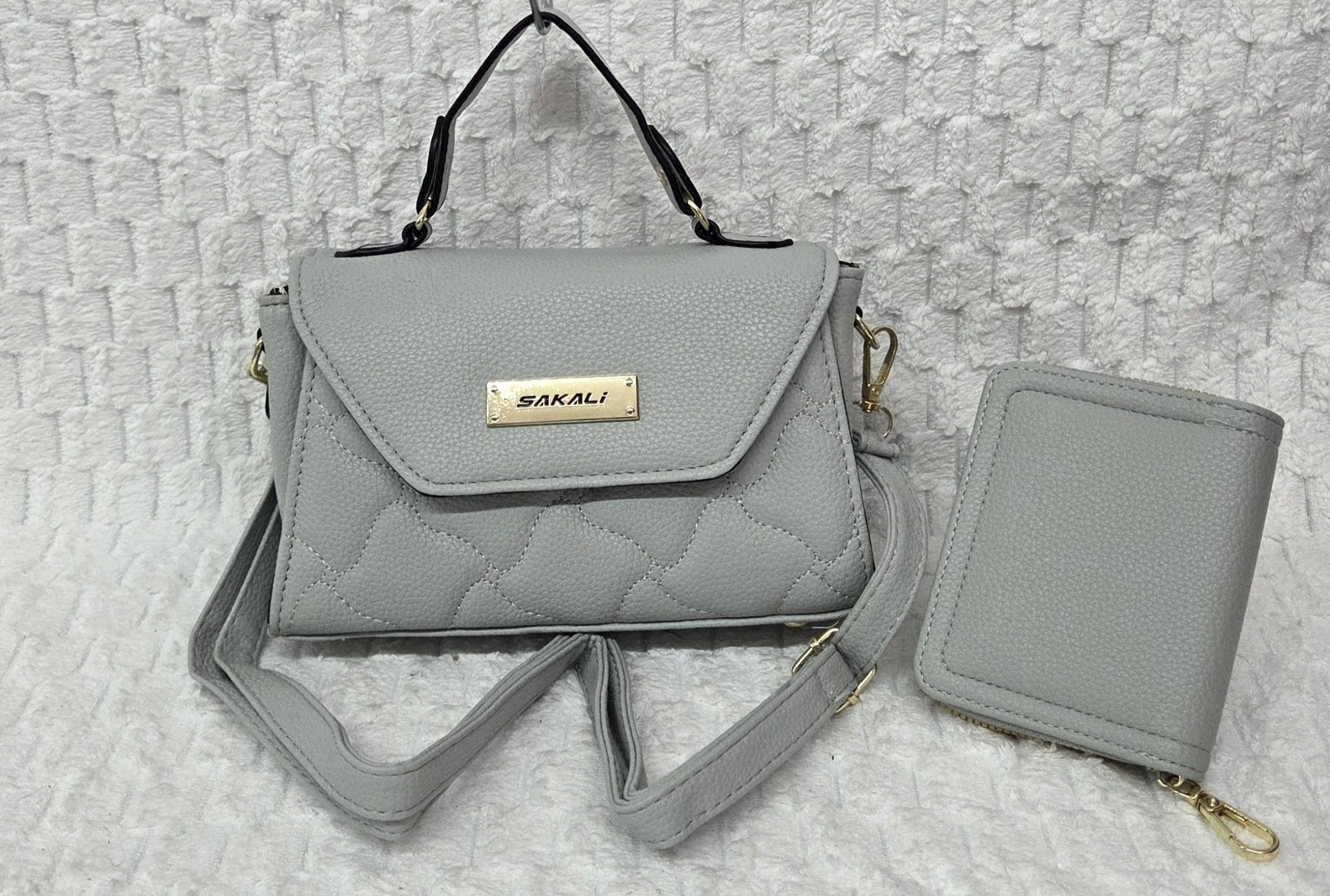 Hermoso Morral de Cuero Pu Excelente Calidad Trae Tarjetero y Tira Desmontable - Imagen 4