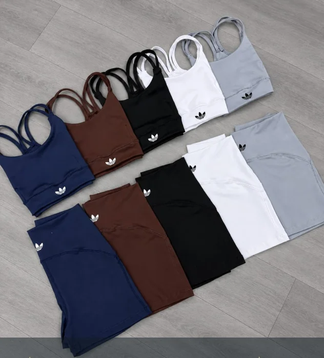 Conjunto Fit  Roma.