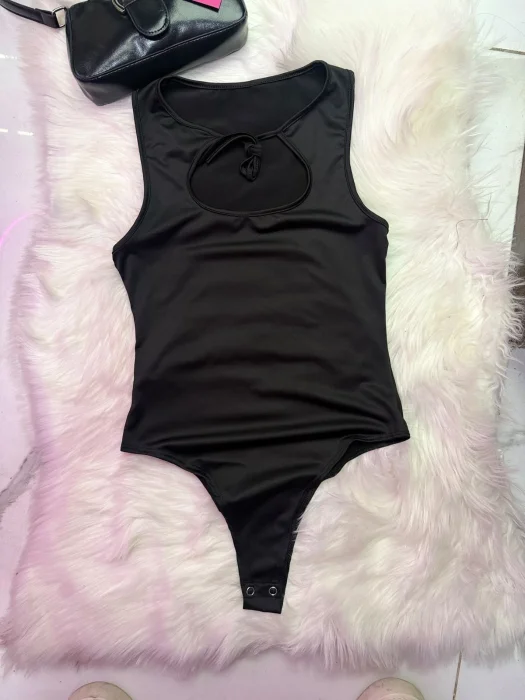 Body Escote Asiático