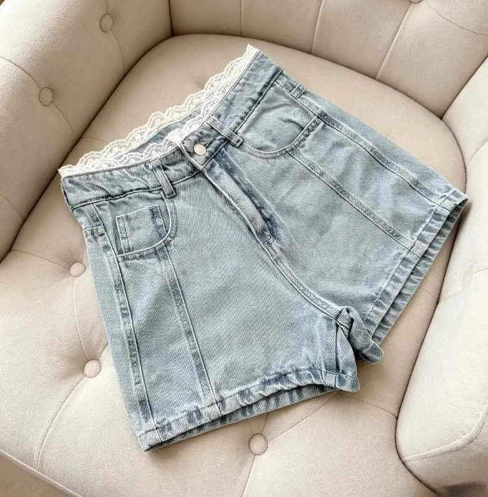 Shorts Encaje