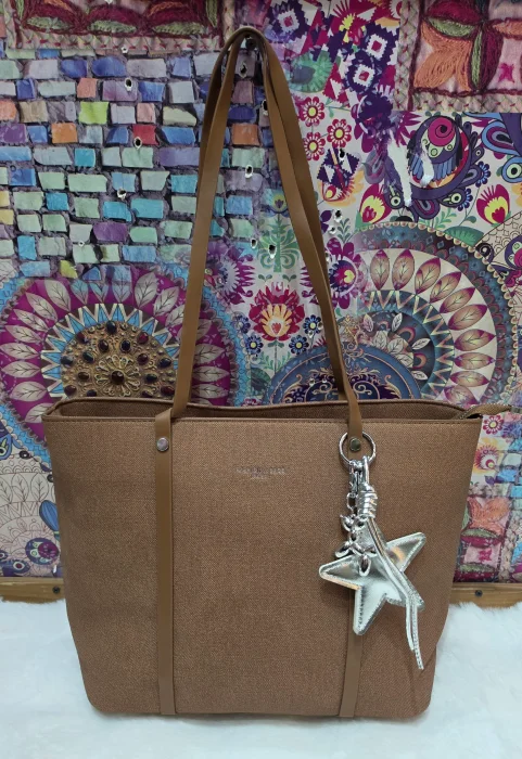 Cartera Morral de  Excelente Calidad  en Cuero Pu con Llavero Desmontable