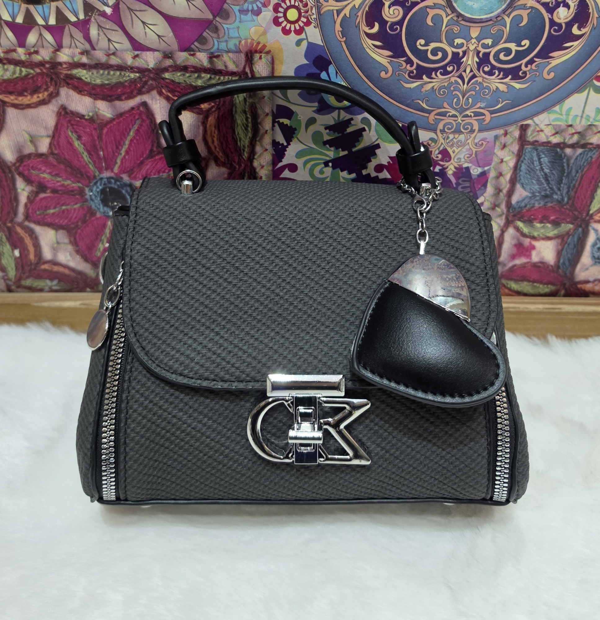 Carterita Morral Excelente Calidad con Tira Larga Desmontable y Llavero - Imagen 1