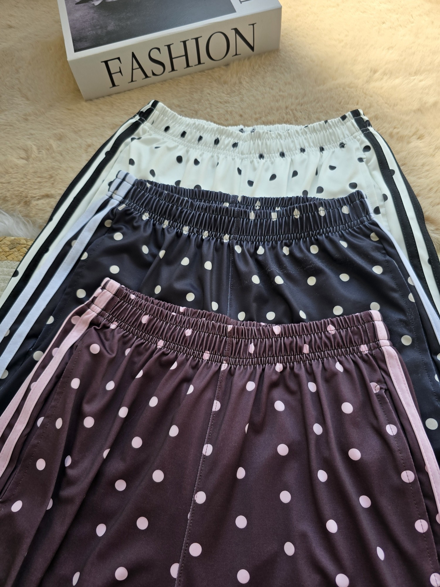 Pantalones Lunares con Tiras - Imagen 4