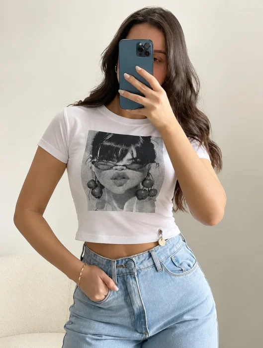 Baby Tee con Aplique