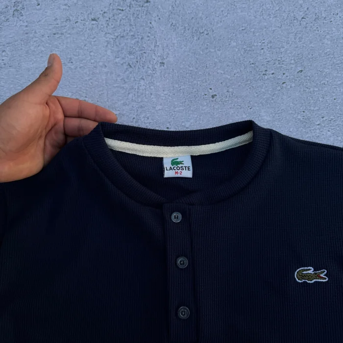 Remera Classic Fit