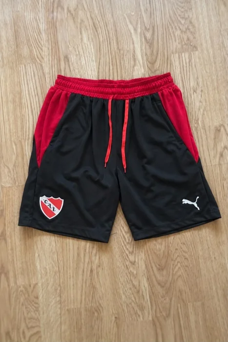 Short Independiente Black