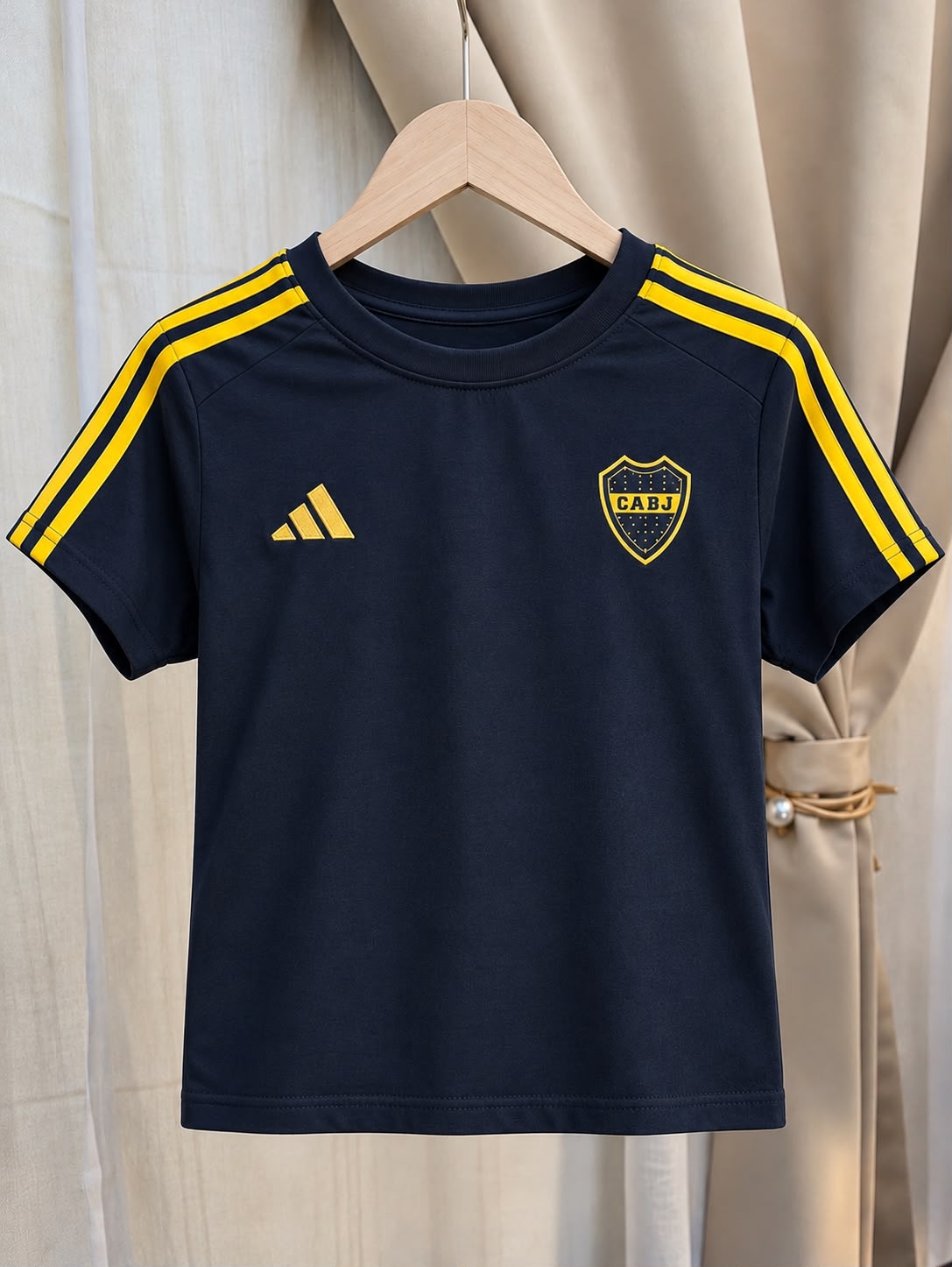 Remera Boca Jr de Mujer - e37a50f8-88da-4fa1-a20a-3ea3db3544ab.jpeg
