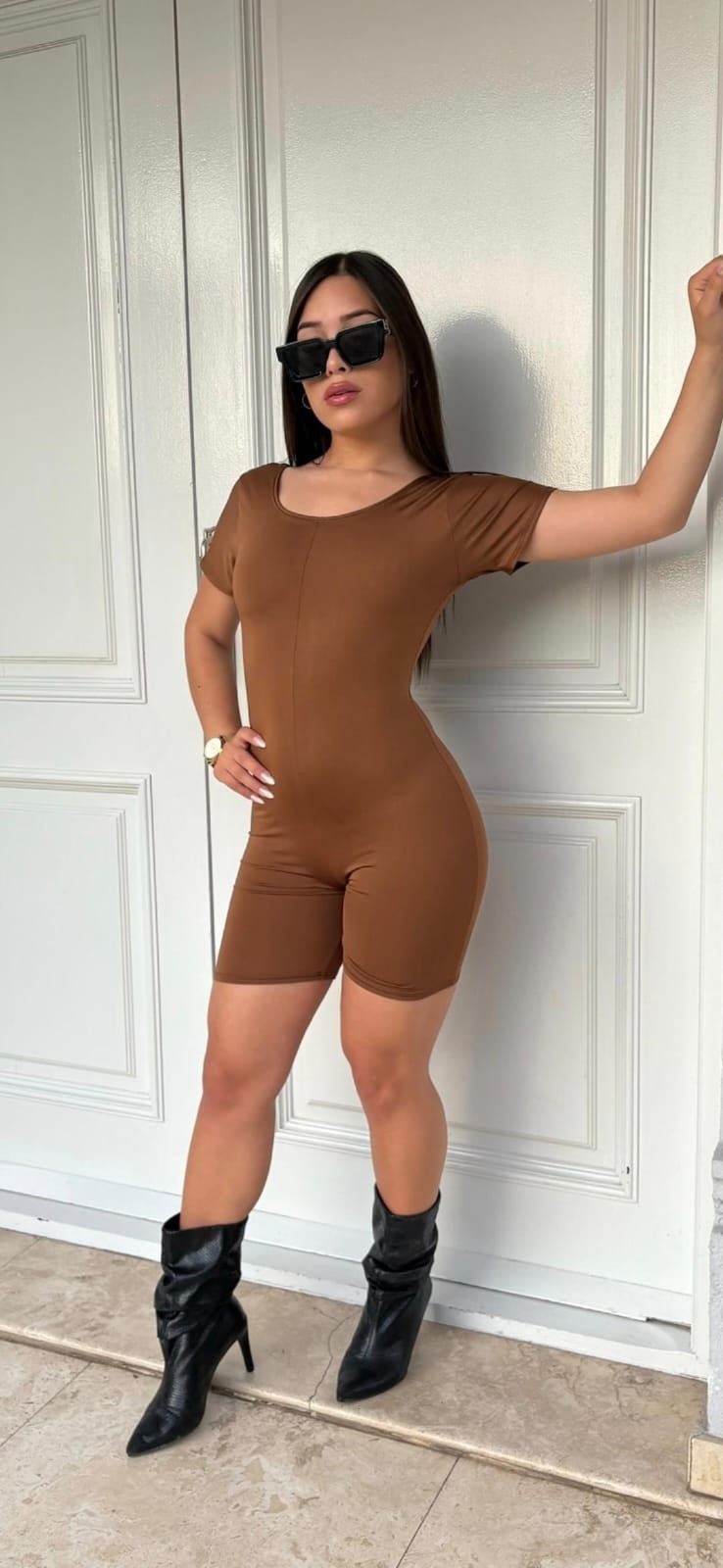 Catsuit Corto con Frunce Chocolate - Imagen 2