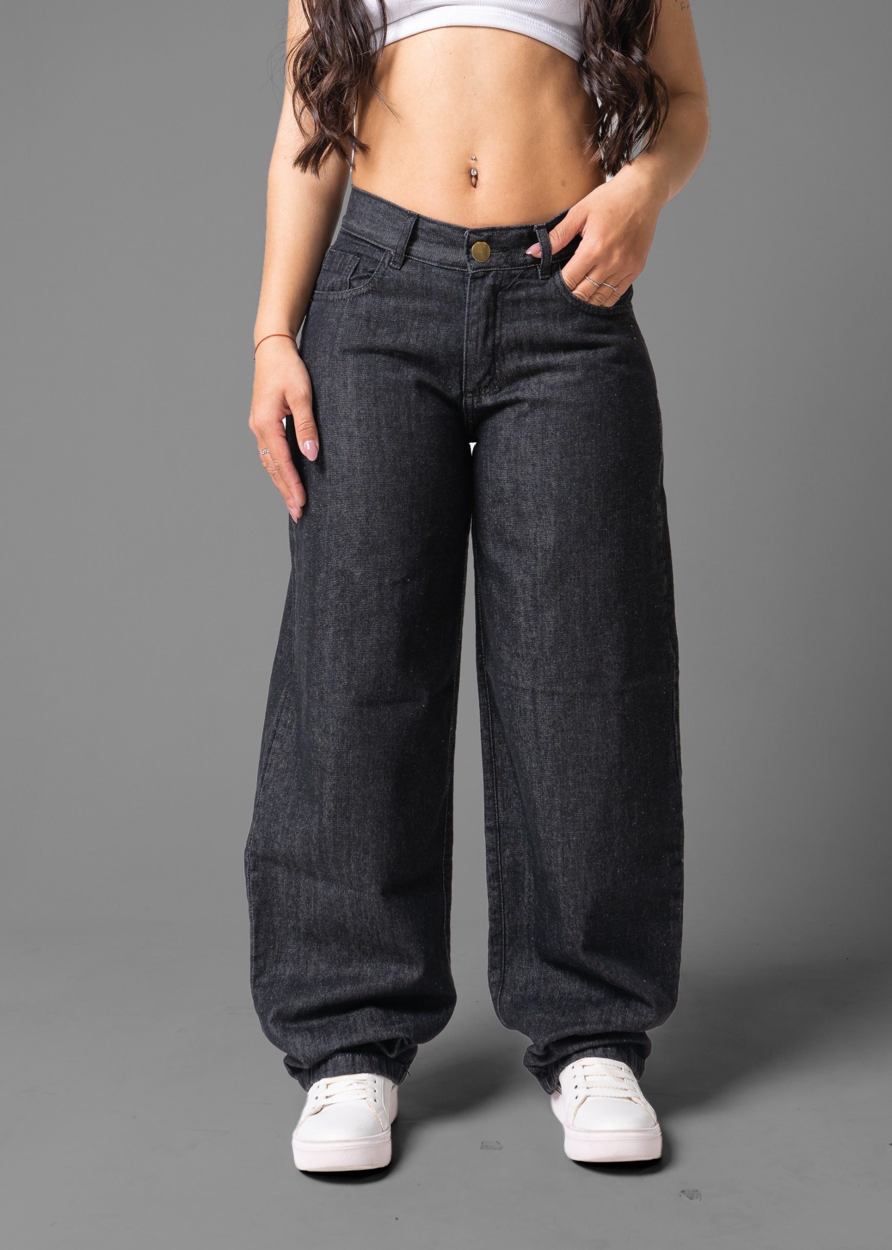 Baggy Negro - 14642290-6dec-4bb7-8a95-3d317859bd8a.jpeg