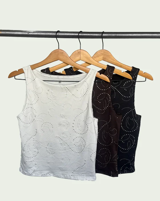 Musculosa Microfibra Tachas Cuello Bote