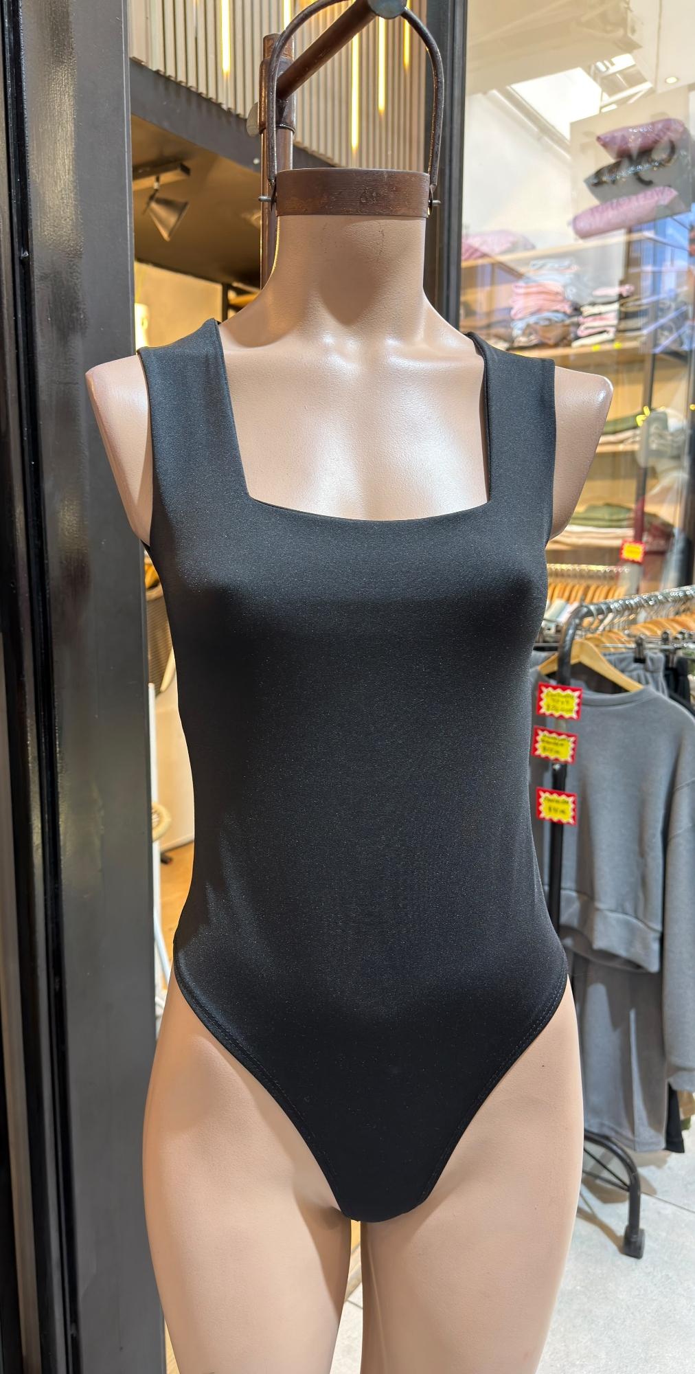 Body Musculosa Cuello Cuadrado Microfibra - Imagen 2