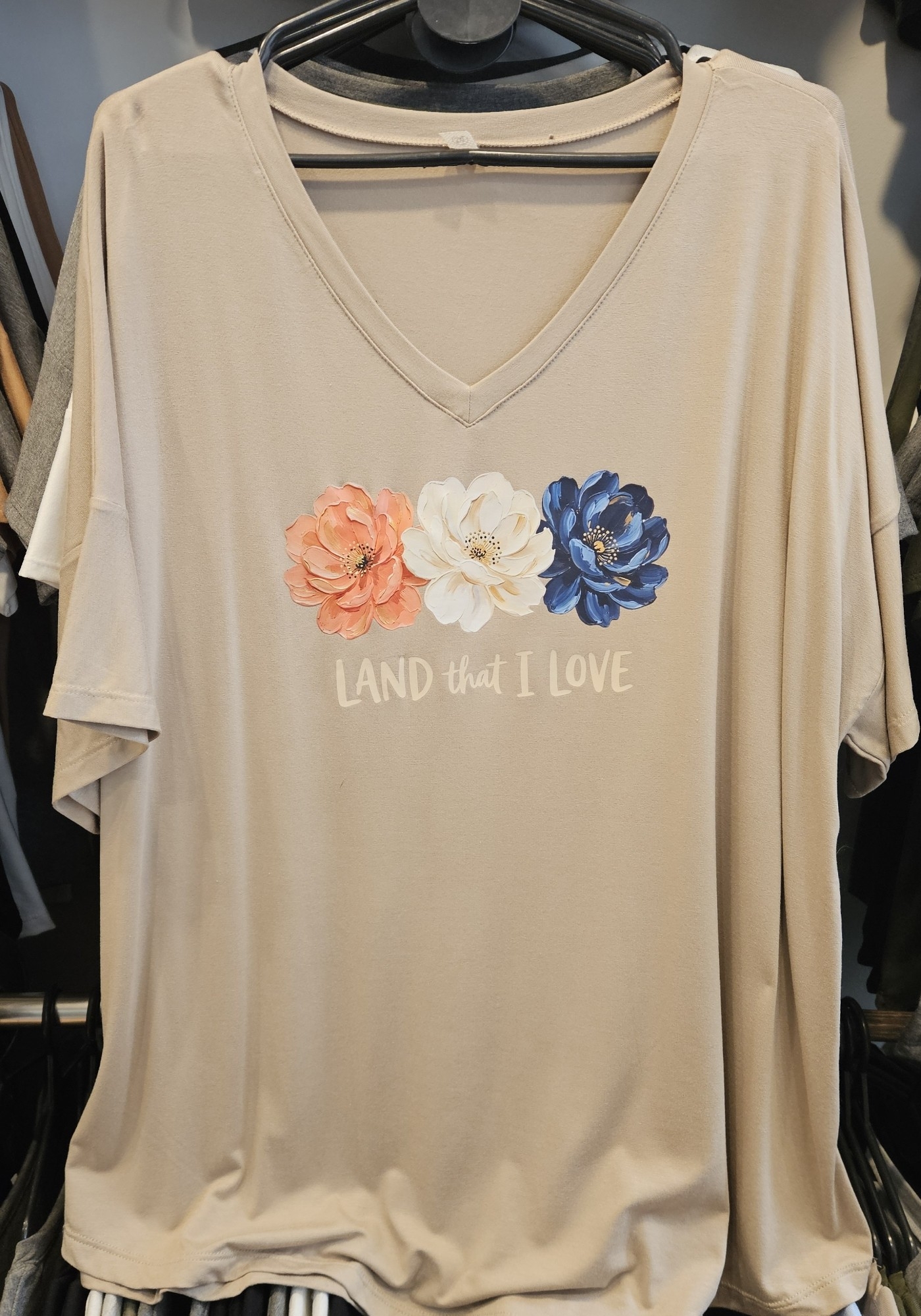 Remera Land - Imagen 2