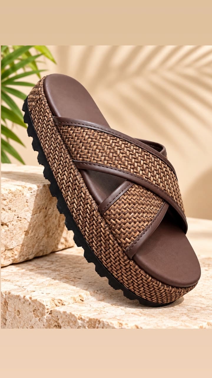 Sandalias Cruzadas Altas - b8765a7d-f8c9-4790-af20-2e8c34060a98.jpeg