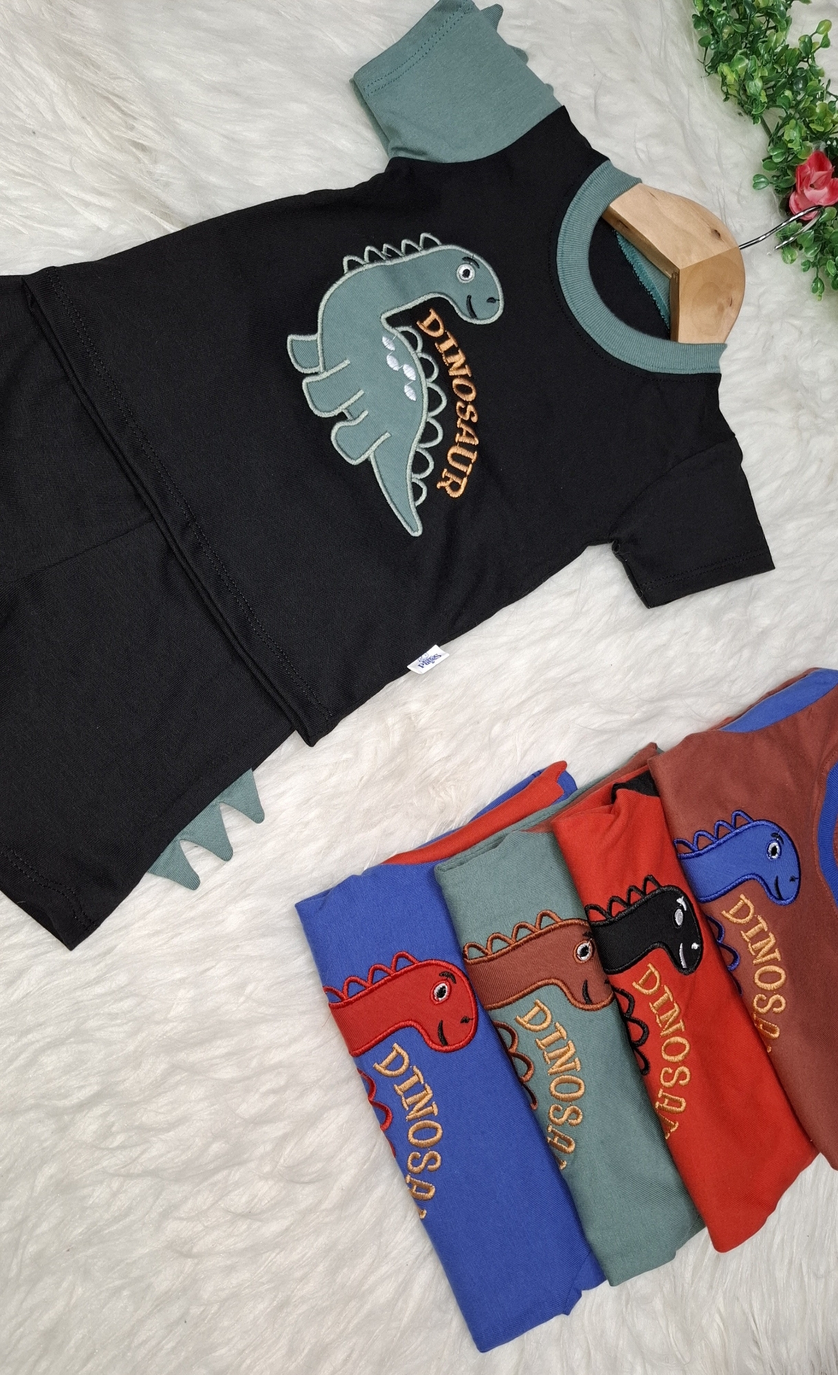 Conjunto Dinosaurio Bebe - Imagen 3