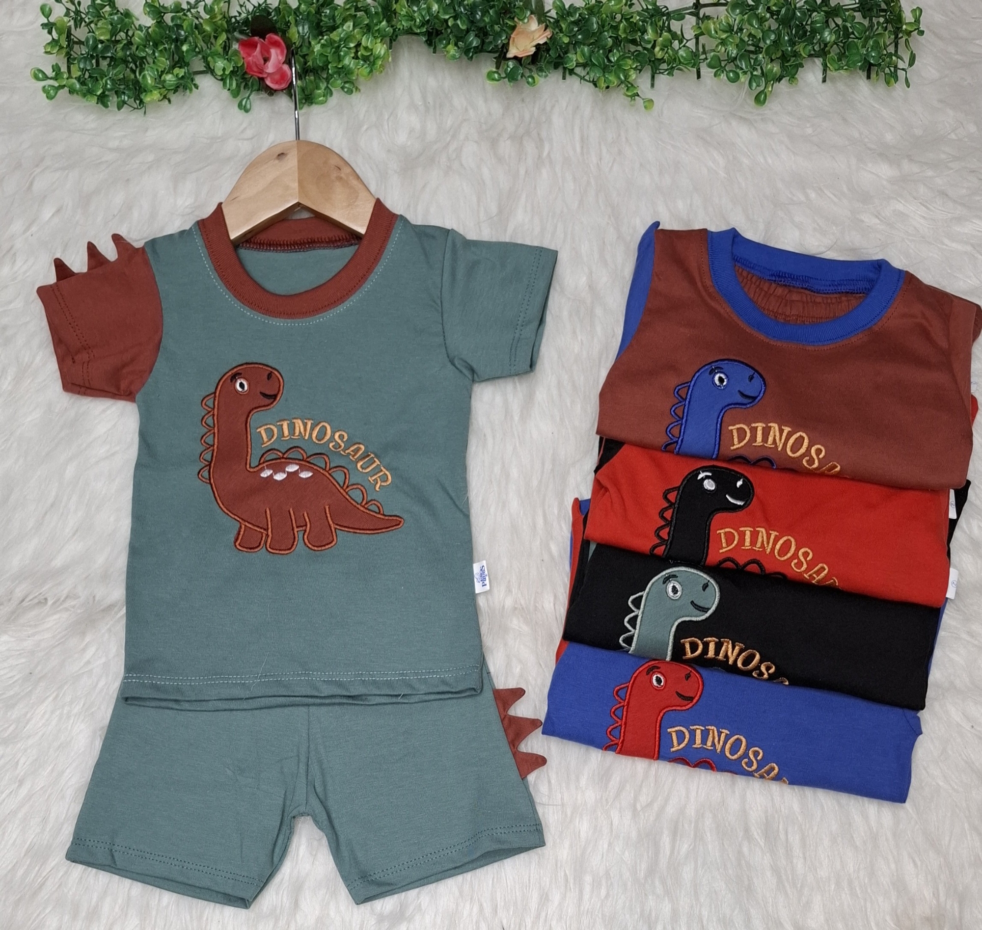 Conjunto Dinosaurio Bebe - Imagen 2