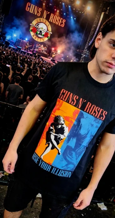 León Rock Remeras