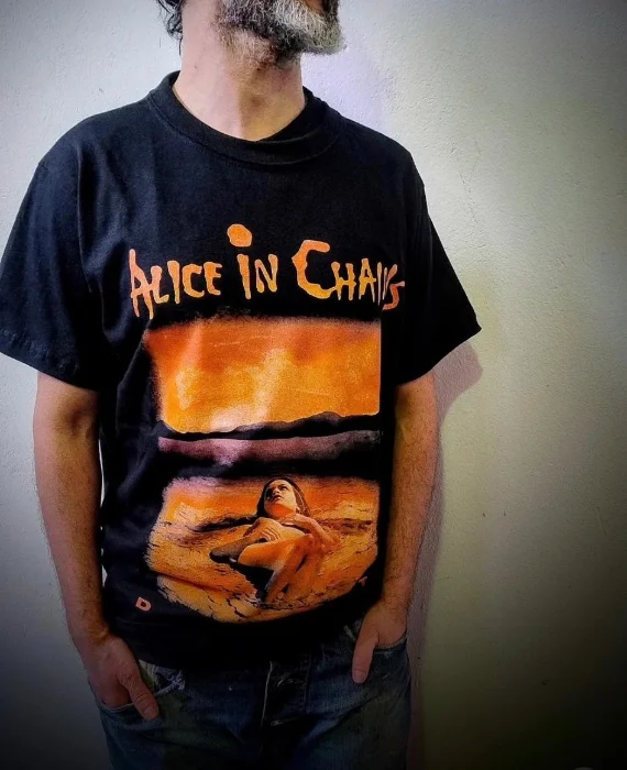 León Rock Remeras