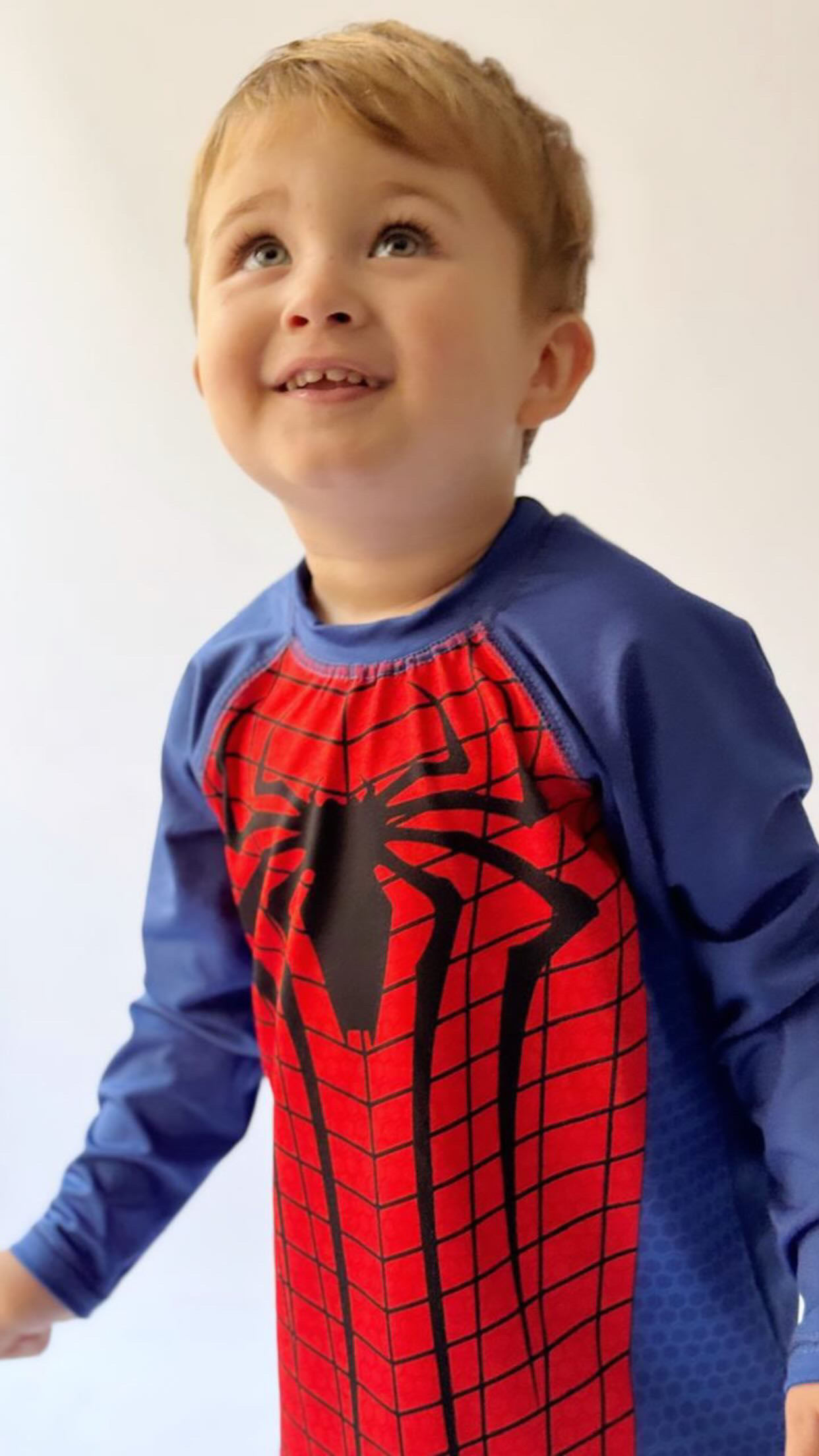 Remera Uv Spiderman - 4A3478B7-86D2-480C-B15B-E319EDF9A4AF.jpeg