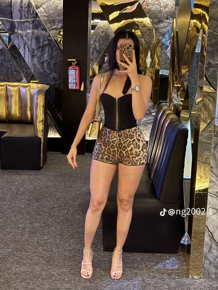 Short Animal Print Importado - 7a1013ee-7208-49e5-9d07-18de1727e59b.jpeg