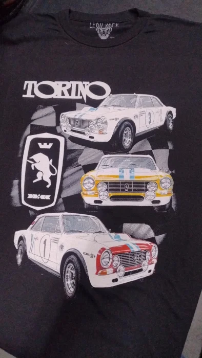 León Rock Remeras