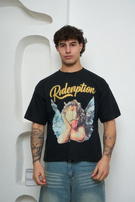 Remera Boxy Redemption