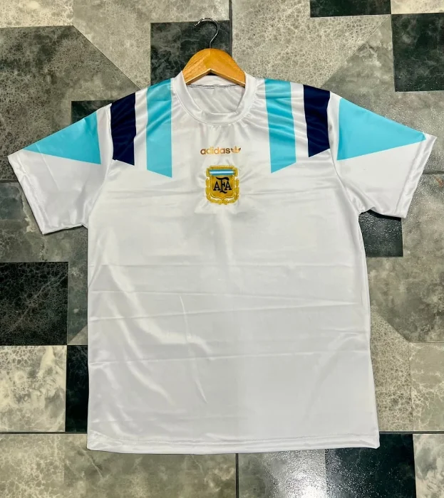 Camisetas Escudo Bordado