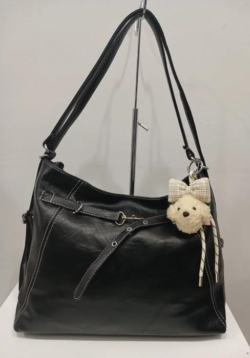 Cartera y Mochila de Eco Cuero