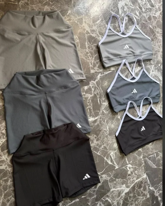 Conjunto Adi Top y Short