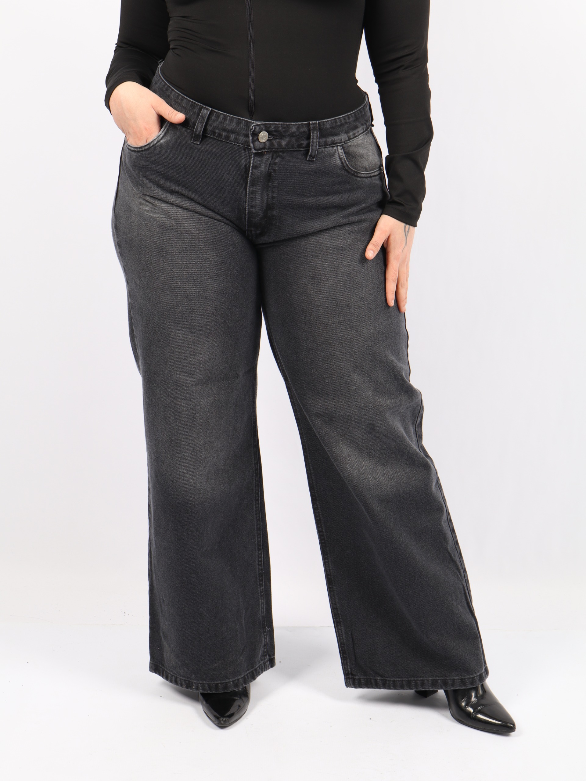 Wide Leg Gris - WhatsApp%20Image%202026-09-22%20at%2012.15.34%20PM%20(4).jpeg