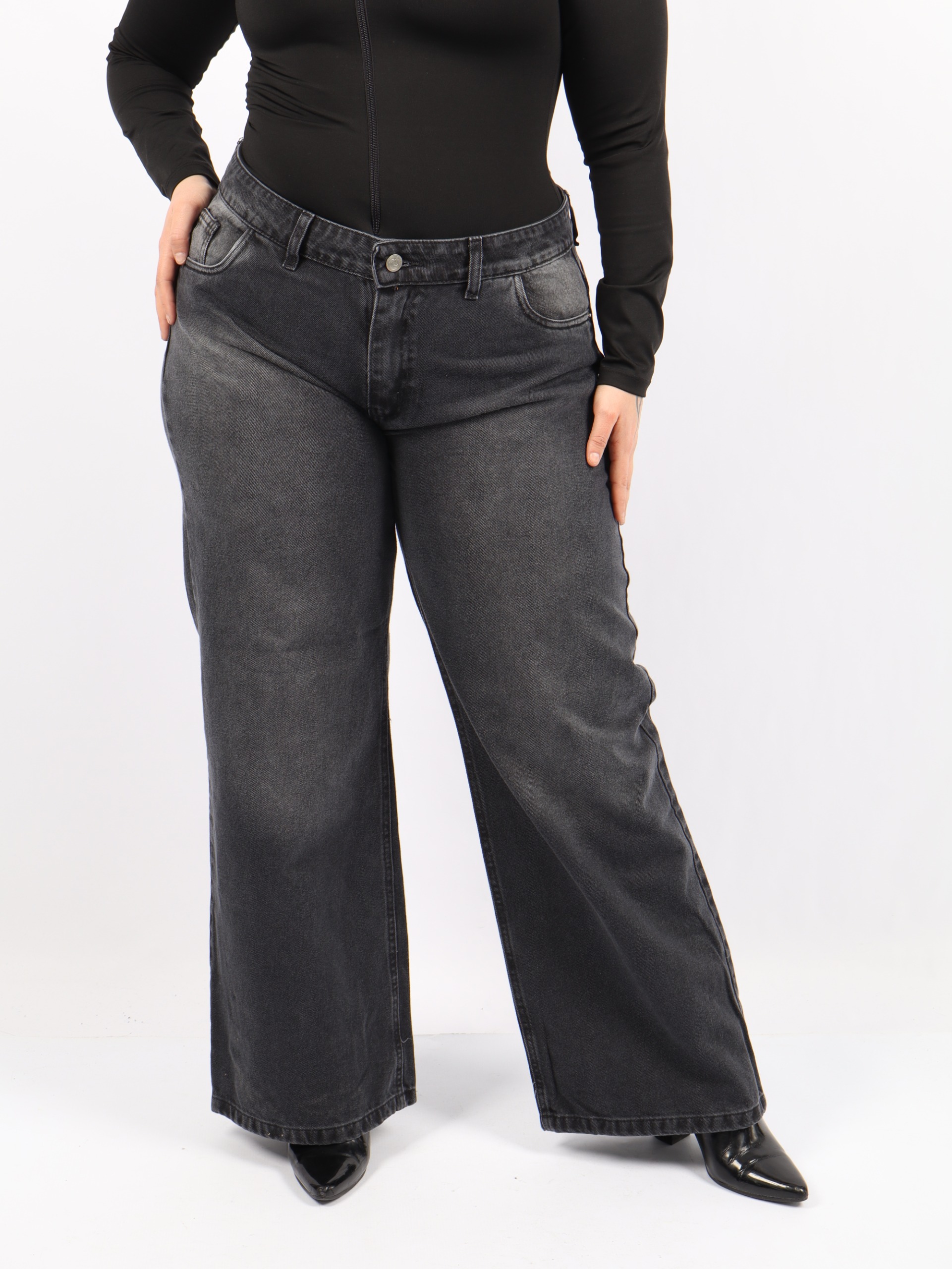 Wide Leg Gris - WhatsApp%20Image%202026-09-22%20at%2012.15.34%20PM.jpeg