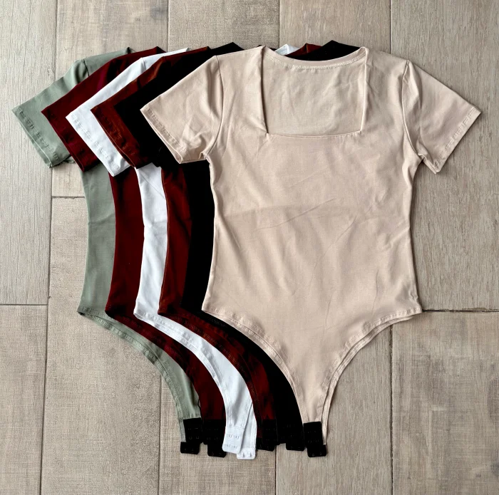 Body Manga Corta Cuello Cuadrado Algodon Lycra