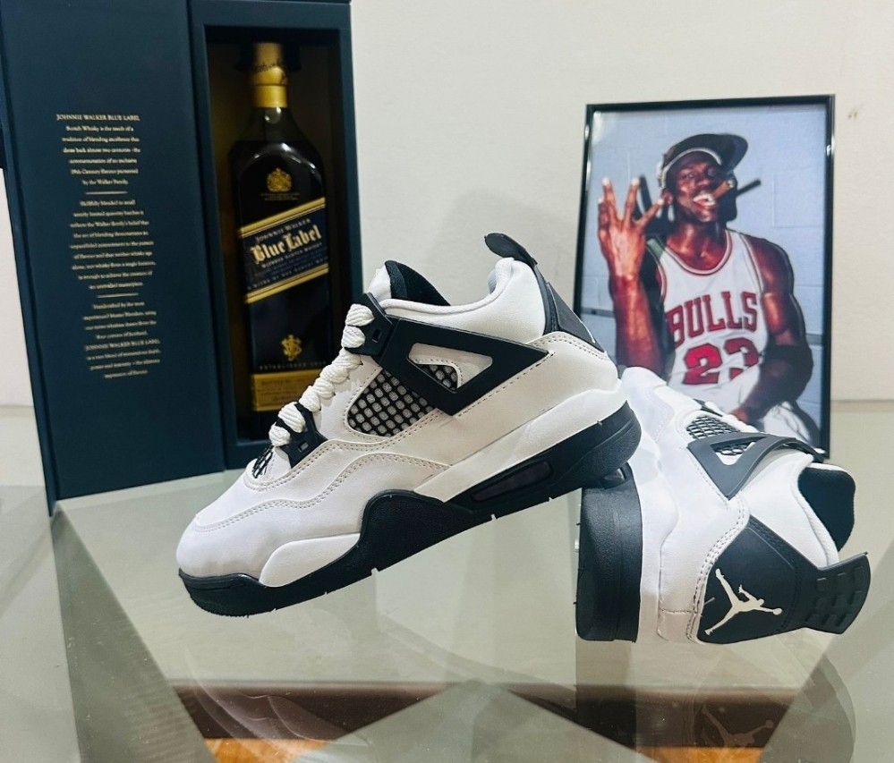 Retro 4 Unisex - Imagen 3