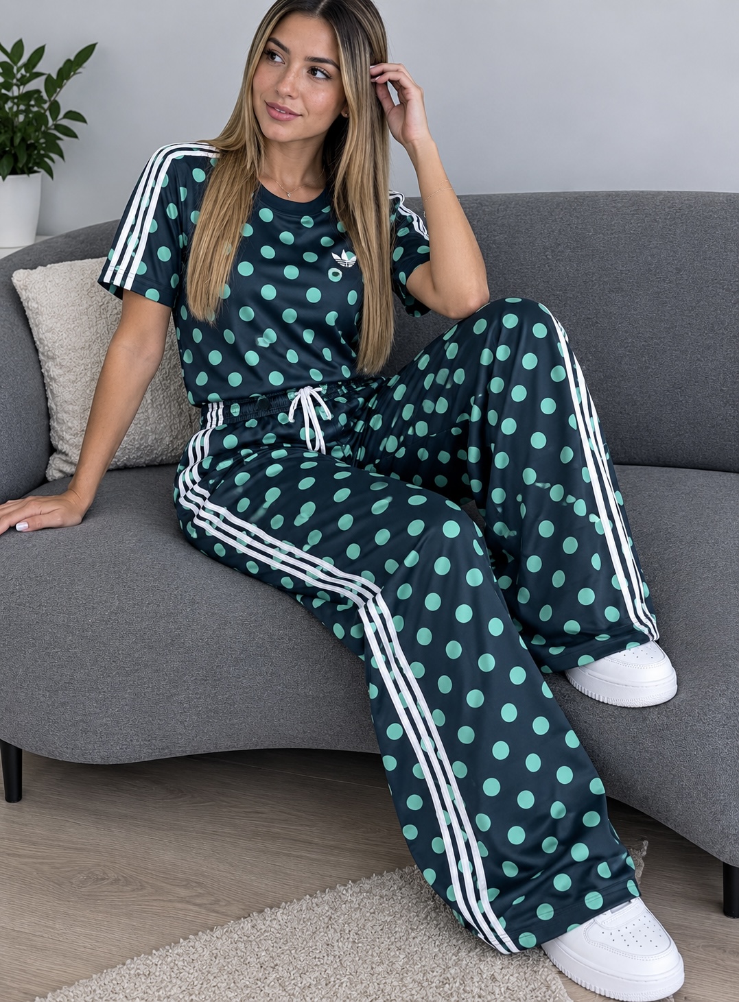 Conjunto Adds con Lunares - 172073AB-CC12-4C9D-A710-EC39208642CF.jpeg