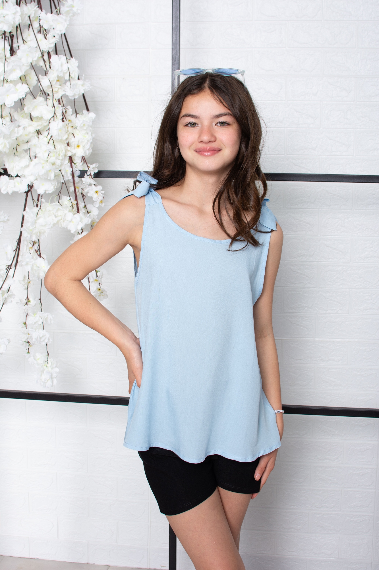 Camisola Helena Corte para Hacer Delicado Moño en los Brazos - Imagen 2