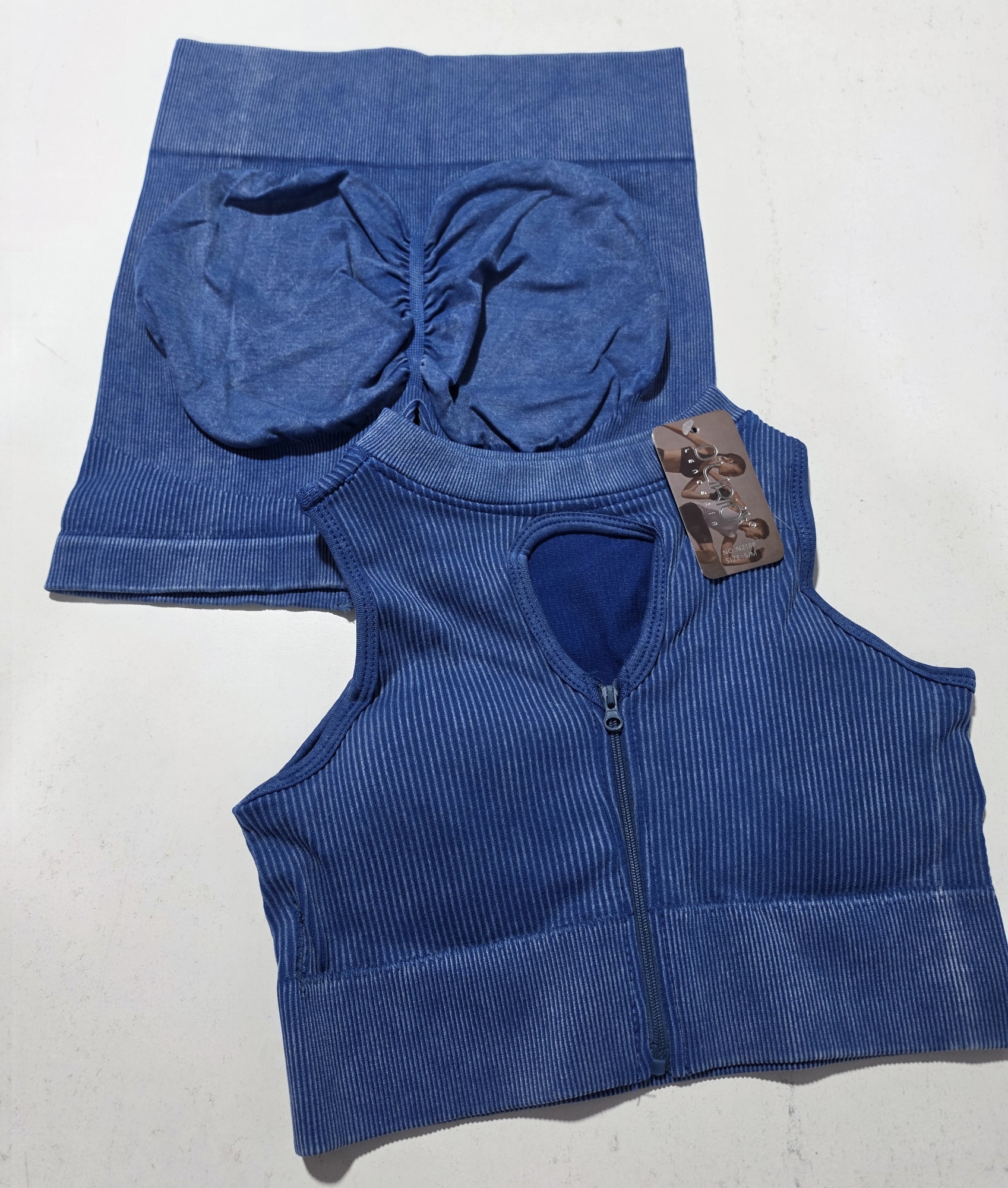 Conjunto con Frunce - Imagen 2