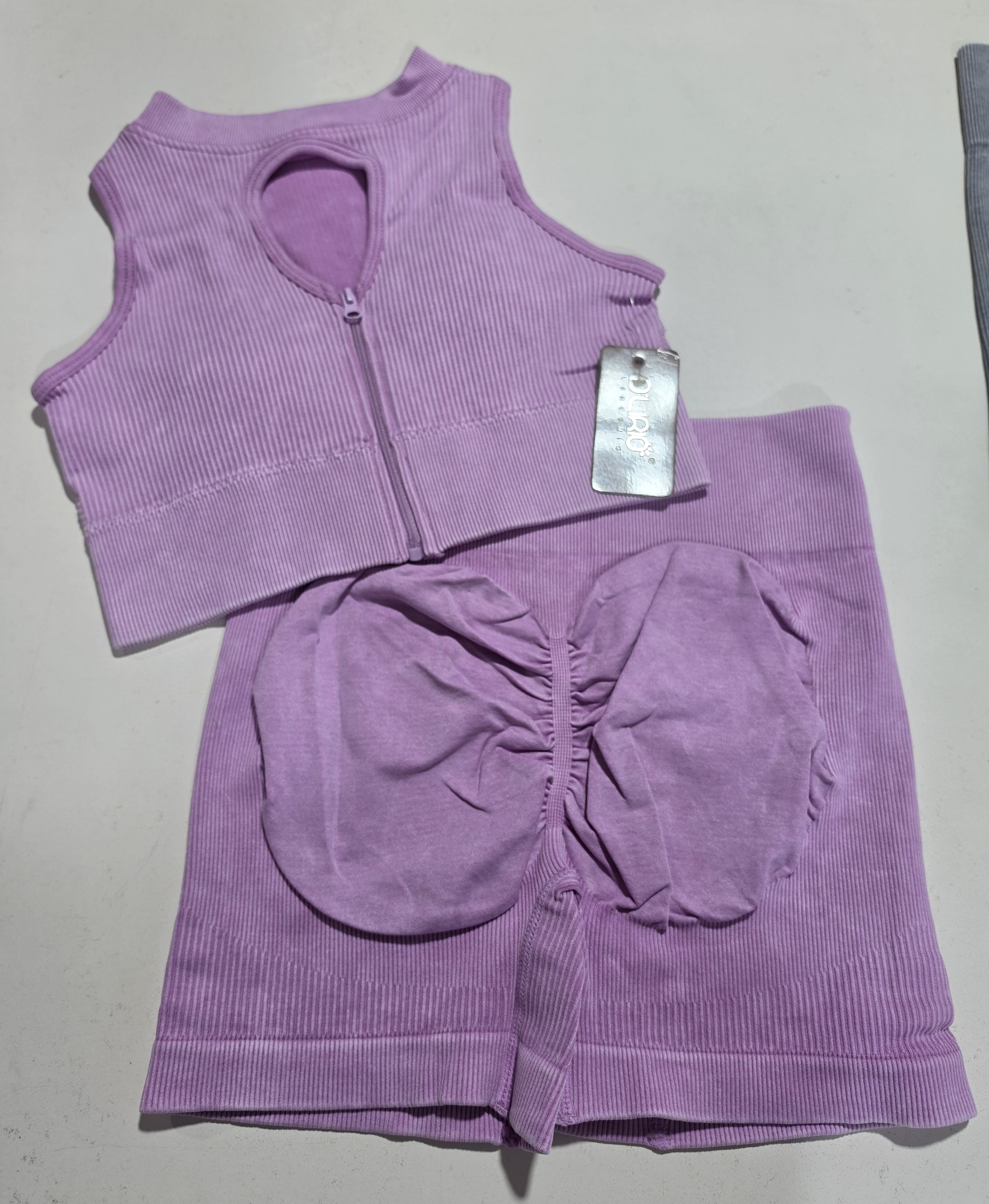 Conjunto con Frunce - Imagen 3