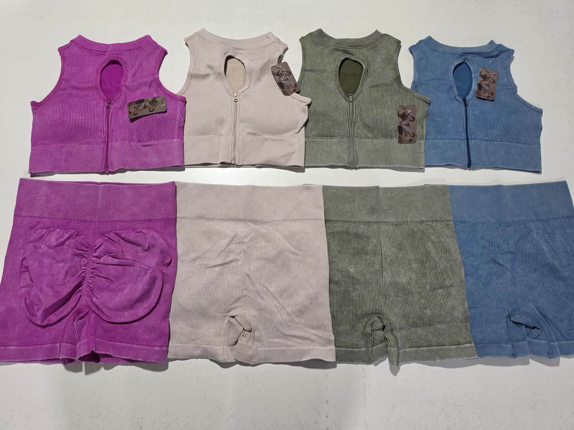 Conjunto con Frunce - Imagen 6