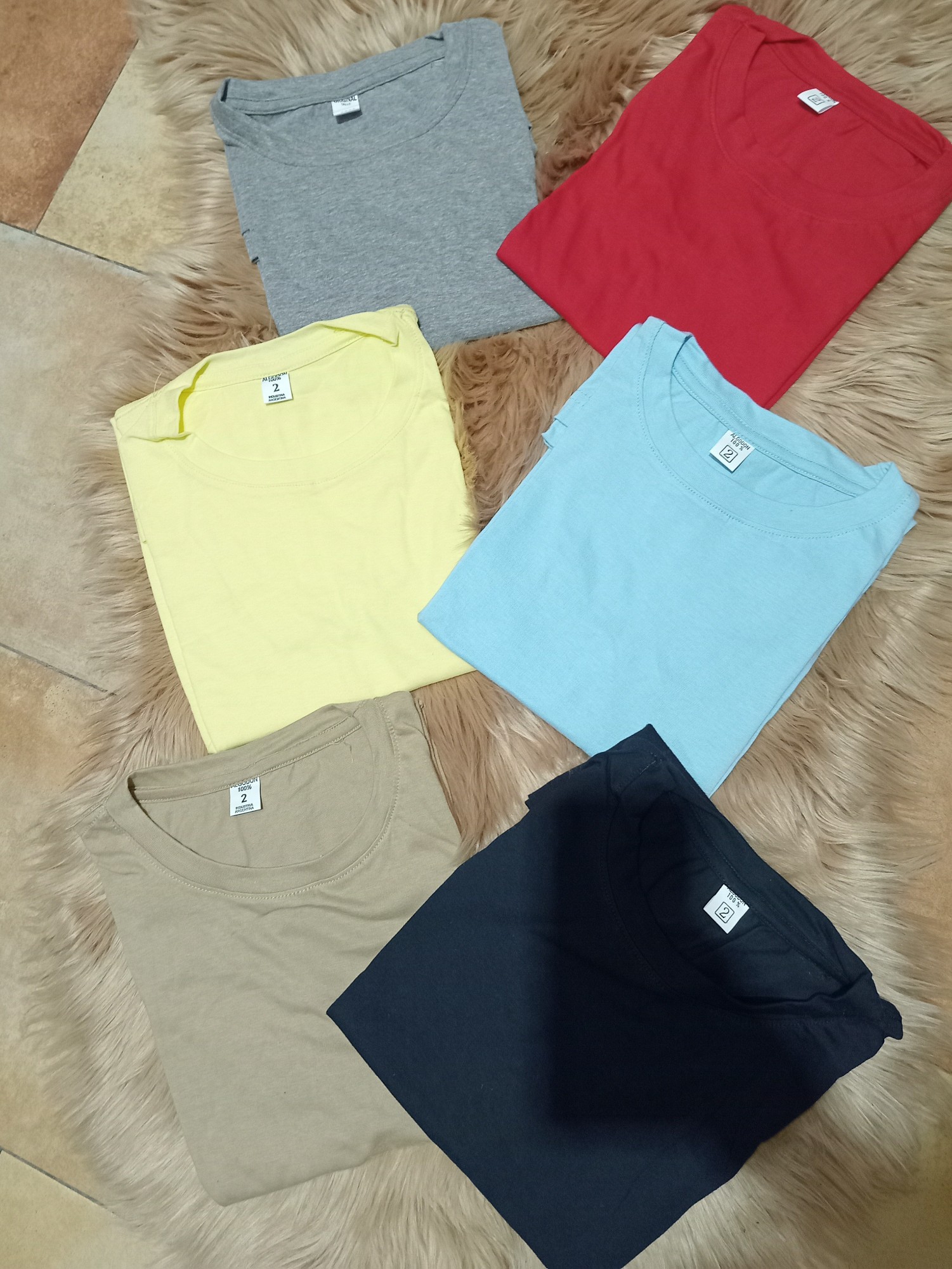 Remeras de Mujer - Imagen 2