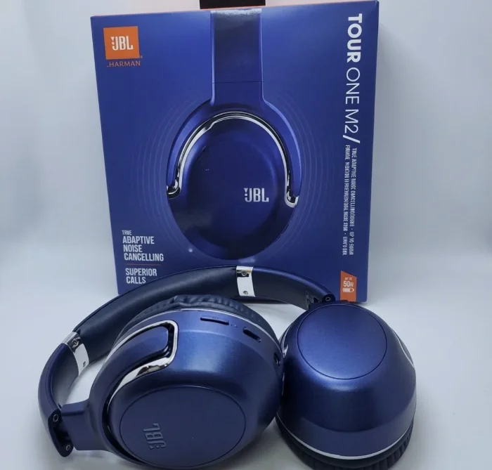 Auricular Tour One M2 - Jbl