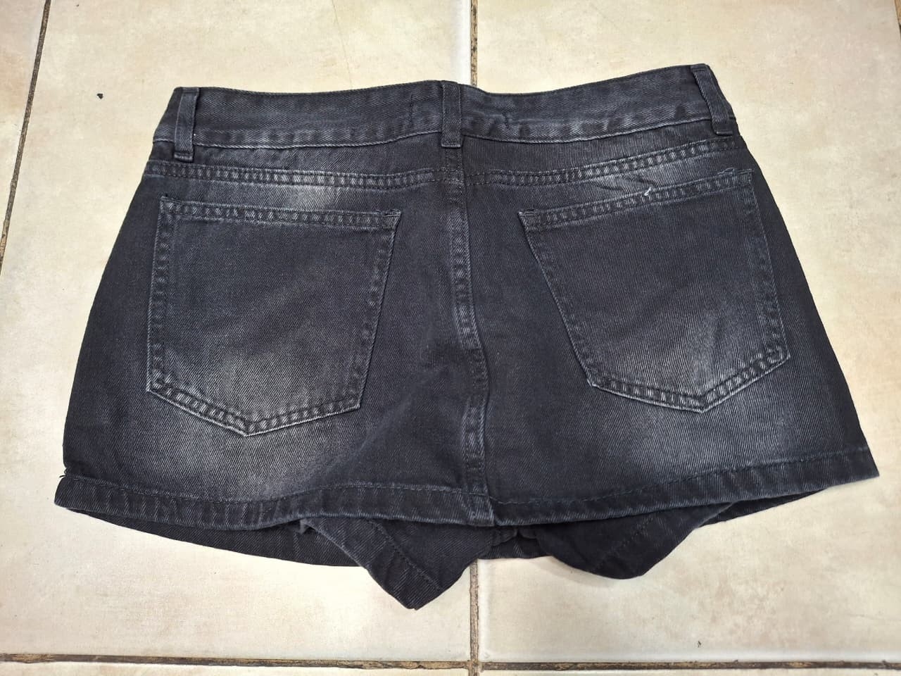 Short Pollera con Lentejuelas Gris Oscuro - Imagen 2