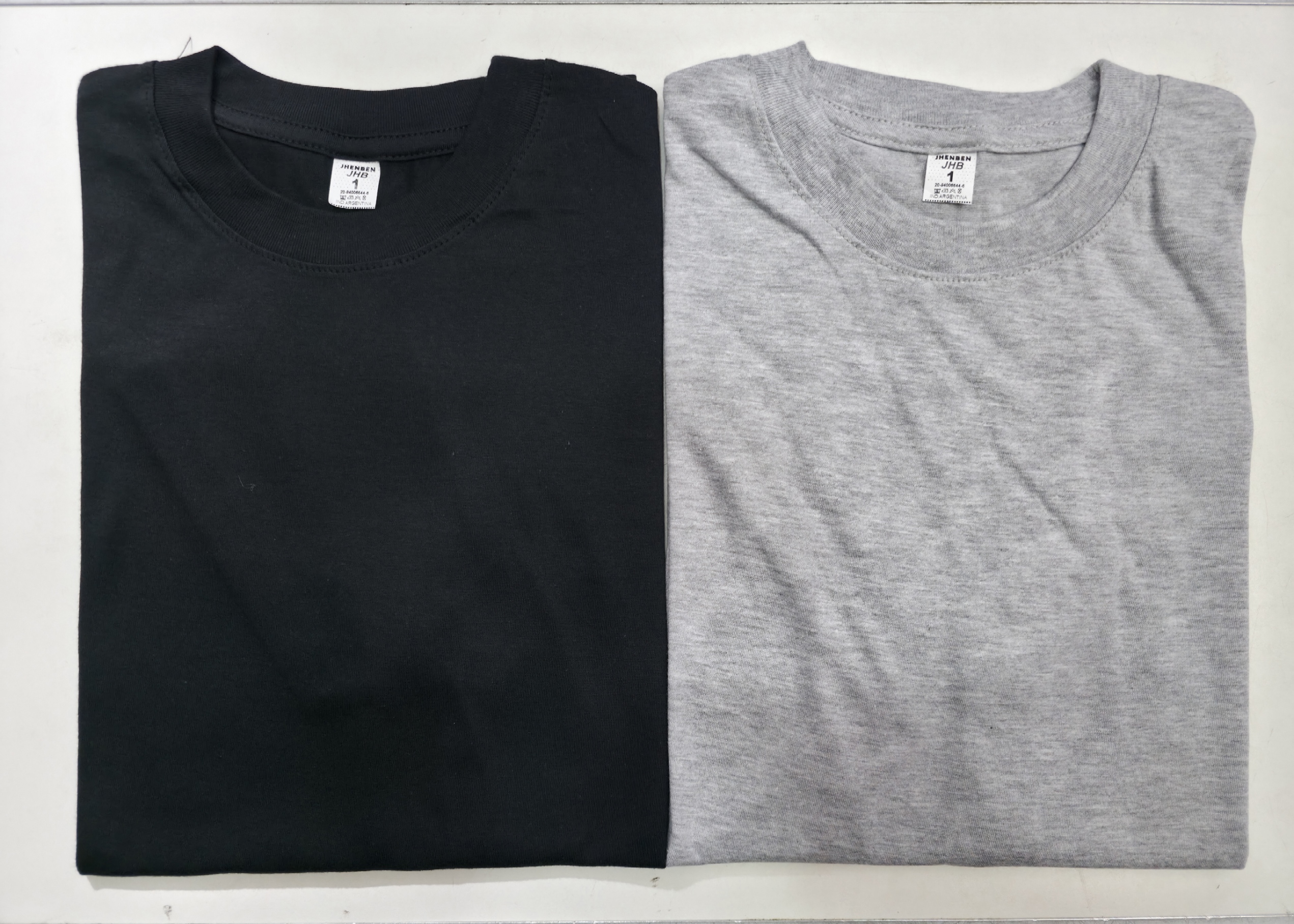 Remera Lisa Algodón Premium 24/1 - 20260922_150949.jpg