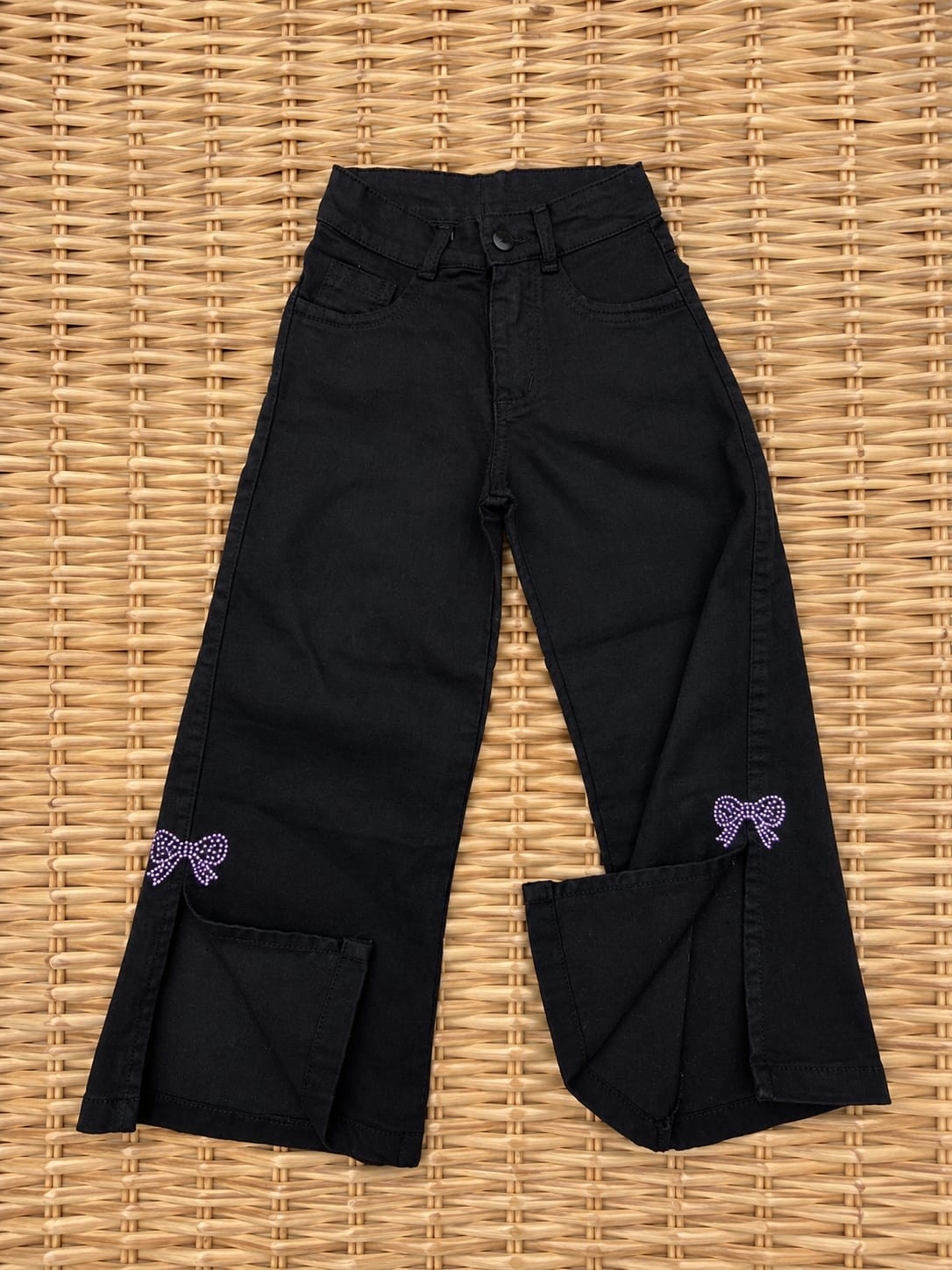 Wid Leg Niña Jeans Negro Super Elástizada con Tachitas - Imagen 2
