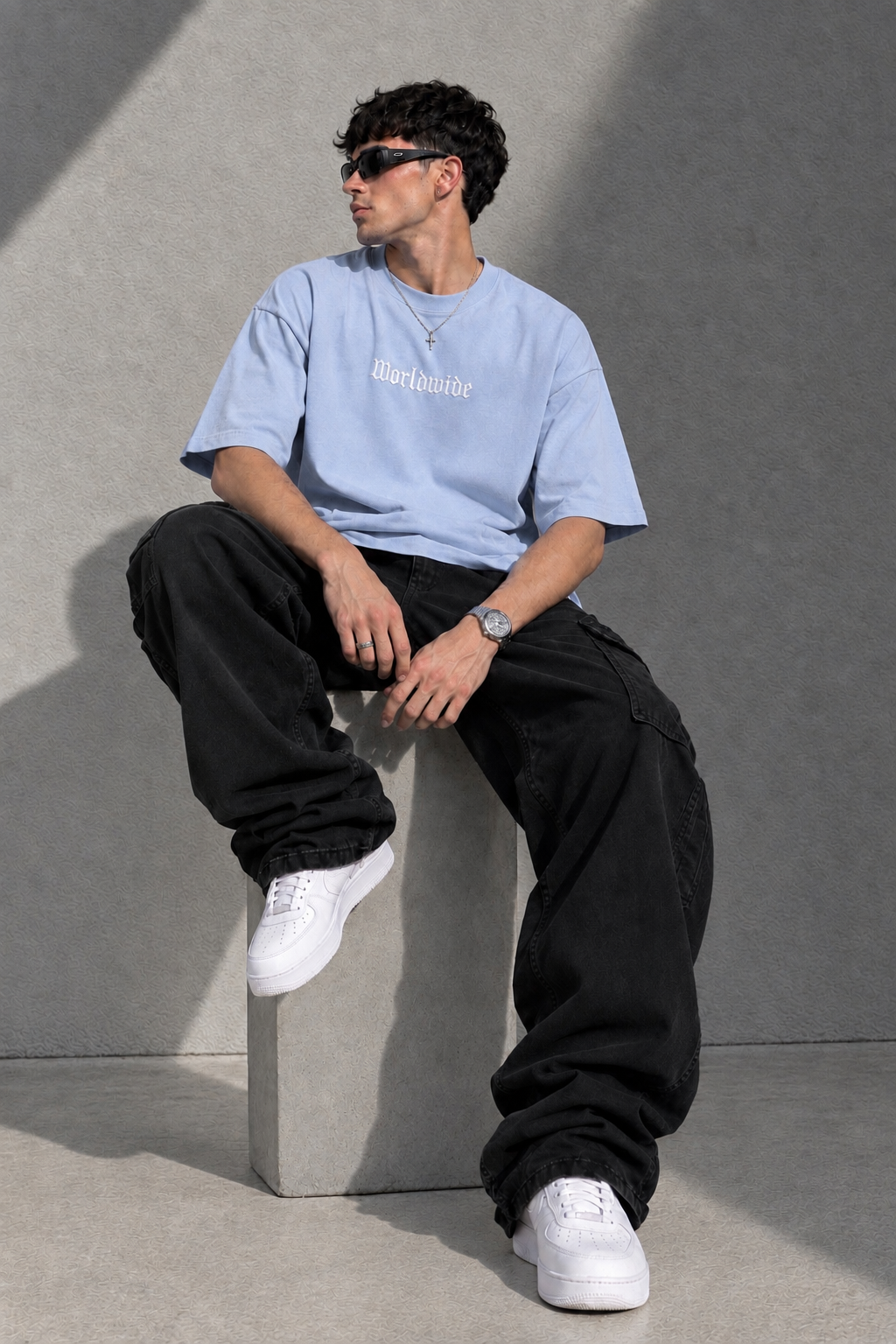 Remera Over Bordado World - C3E0CE05-D565-48E4-9183-75864BB55541.png