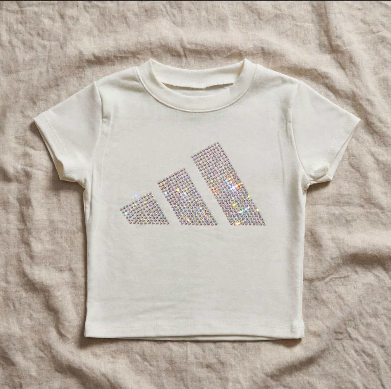 Baby Tee Strass Tornasolado - Imagen 2