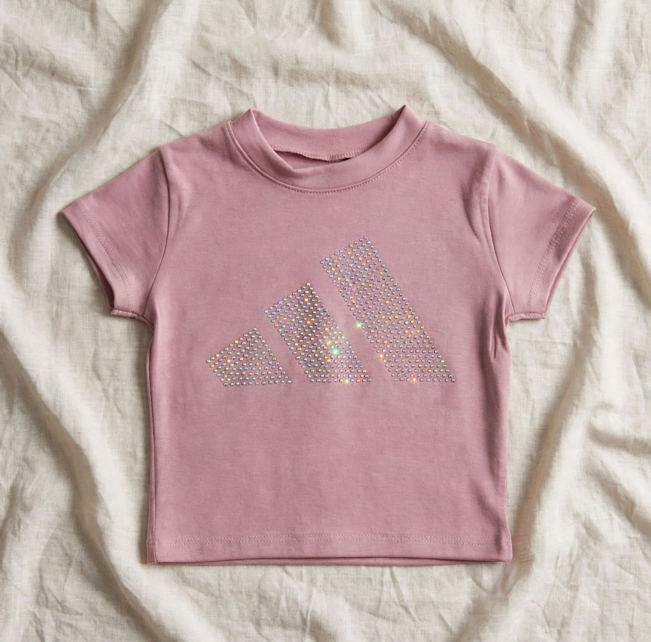 Baby Tee Strass Tornasolado - Imagen 3